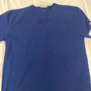 Uniform advantage scrub top navy